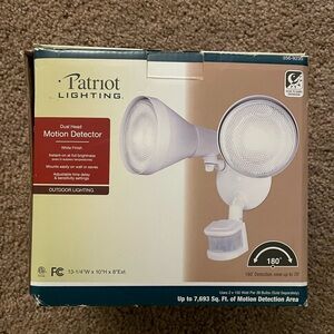 Patriot Lighting Dual Head Motion Detector